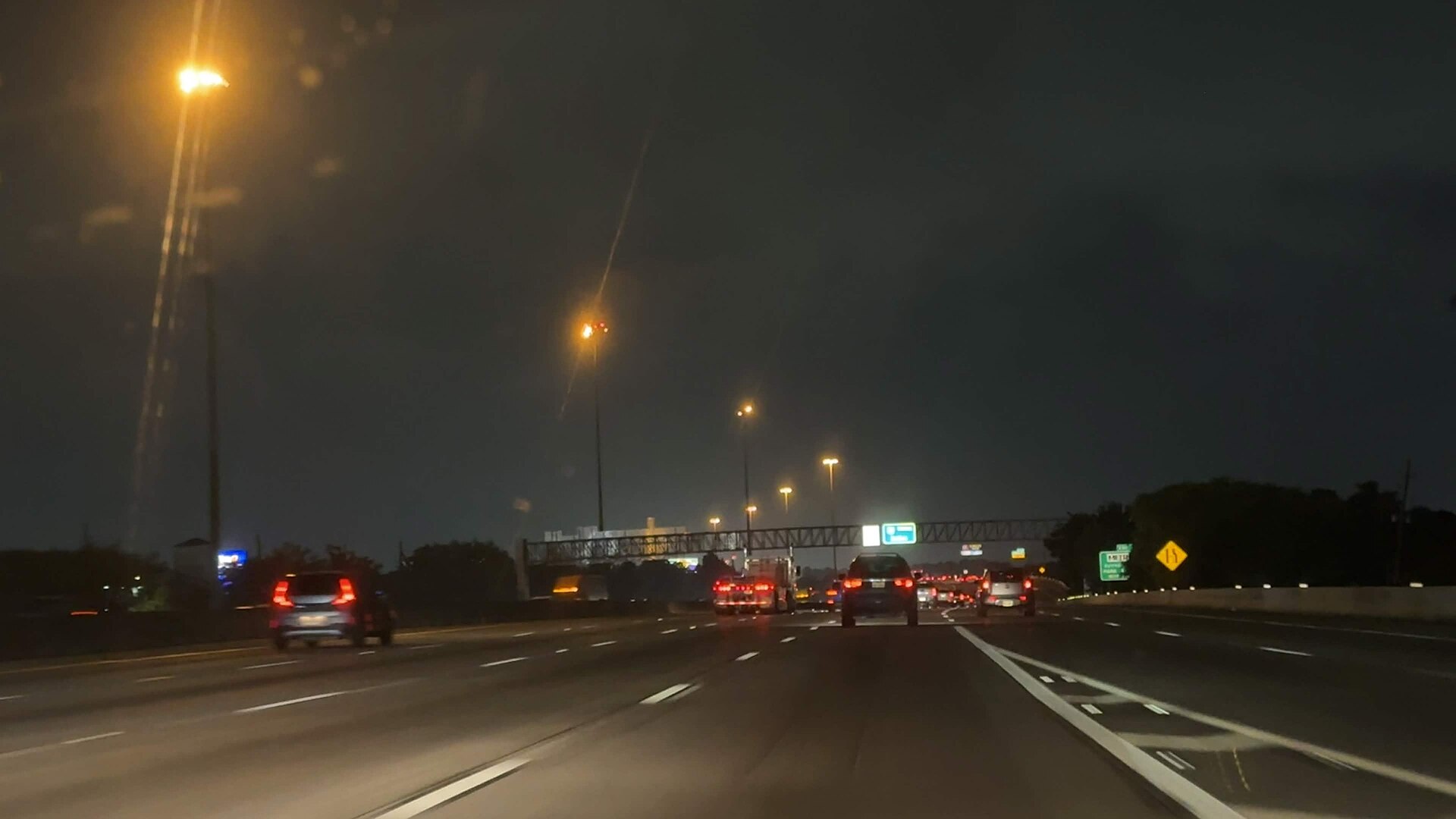 Nighttime picture of Interstate 45 facing north near Greater Greenspoint, Houston, TX (April 10th 2026)
